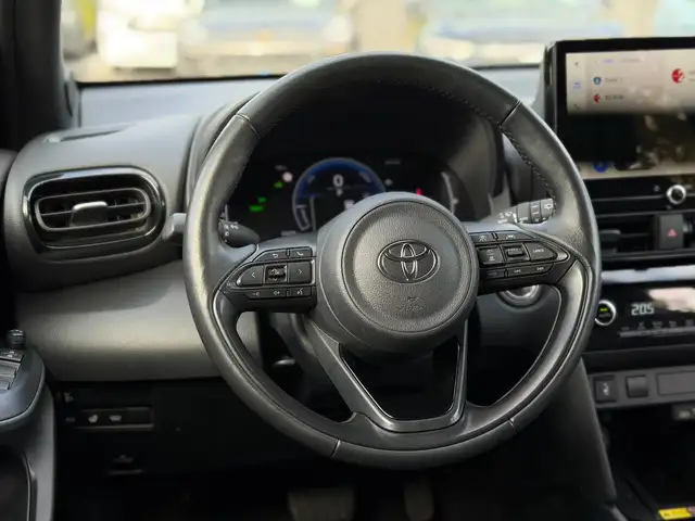 Toyota Yaris Cross view 10