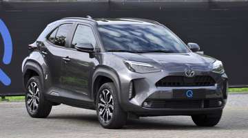 HEV STYLE CARPLAY STUUR-EN ZETELVERWARMING KEYLESS