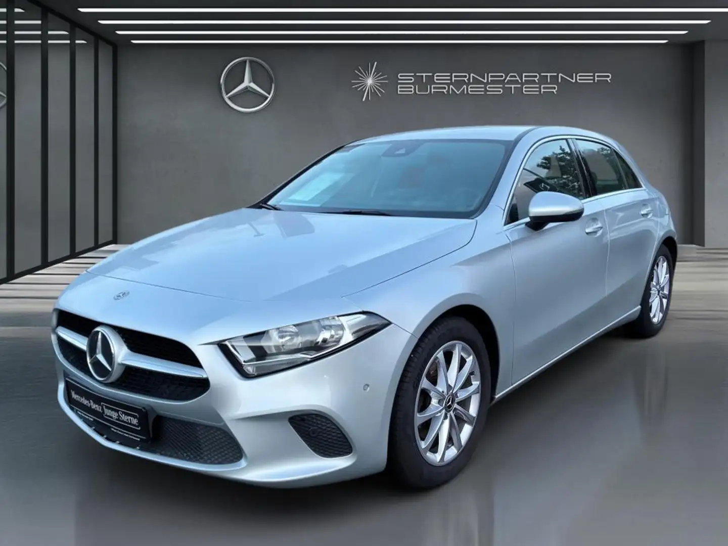 Mercedes-Benz A 200 Carbon+MBUX+Progressive+NAVI+SHZ+Klimaaut. Silber - 1