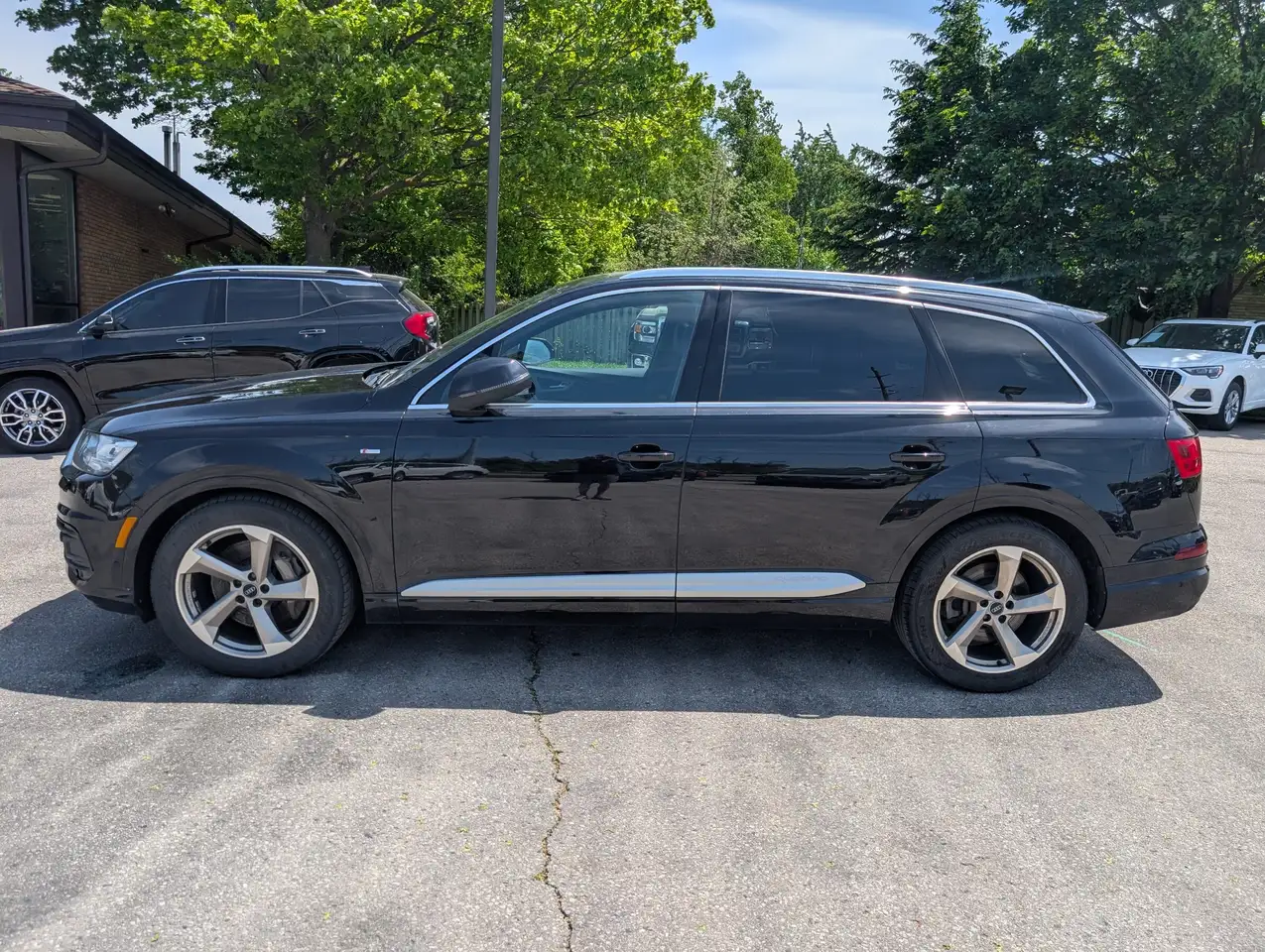 Audi Q7 снимка Audi Q7