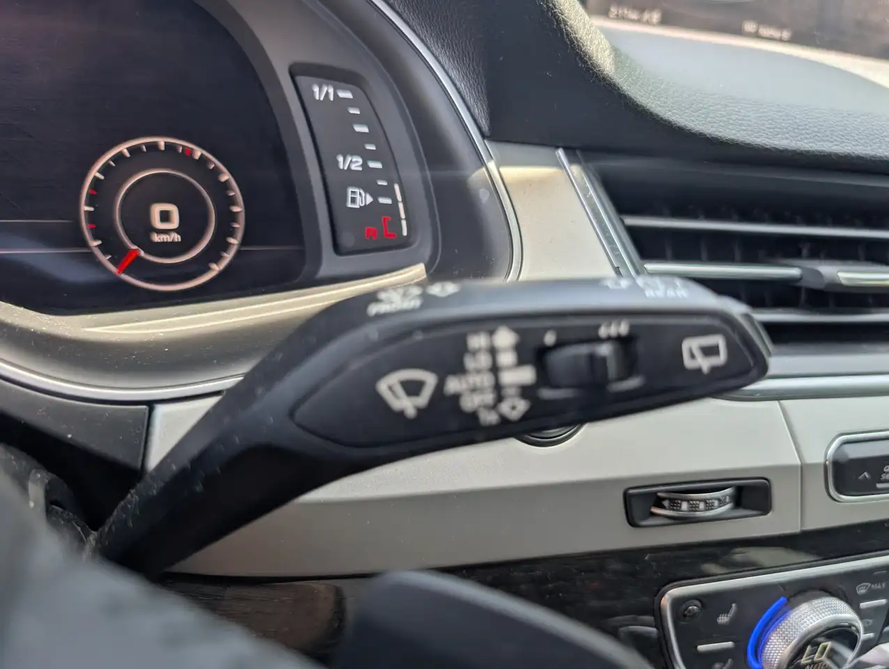 Audi Q7 снимка Audi Q7