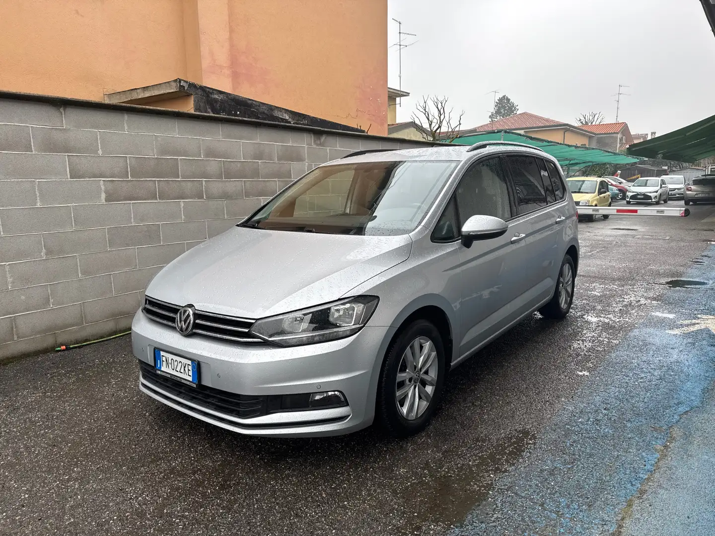 Volkswagen Touran Touran 1.6 tdi Executive 115cv dsg Argento - 1