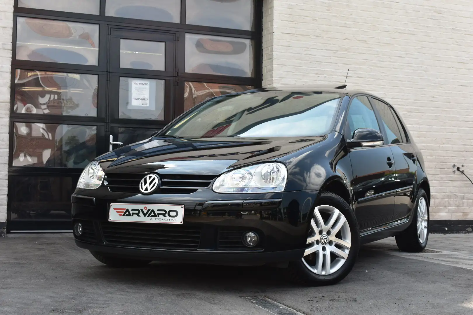 Volkswagen Golf 1.4 Tour / Open Dak / Cruise / PDC / Verw Zetels Zwart - 2