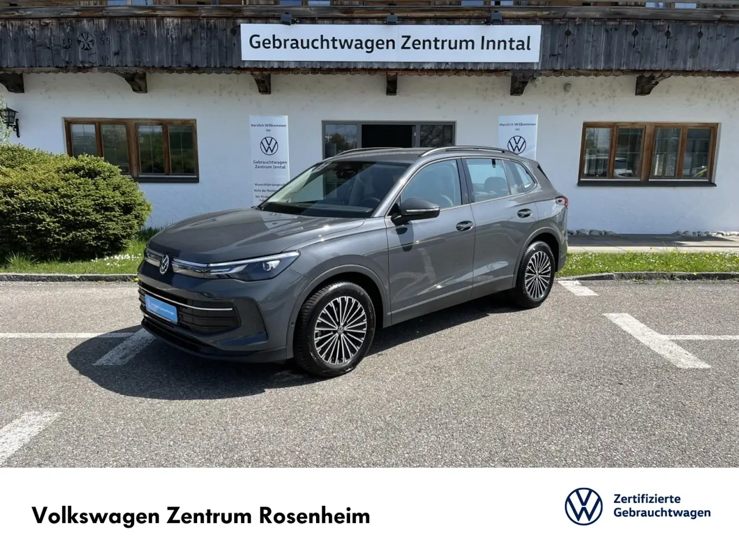 Volkswagen Tiguan Life 1,5 TSI DSG (AHK+LED) Klima Navi Gris - 1