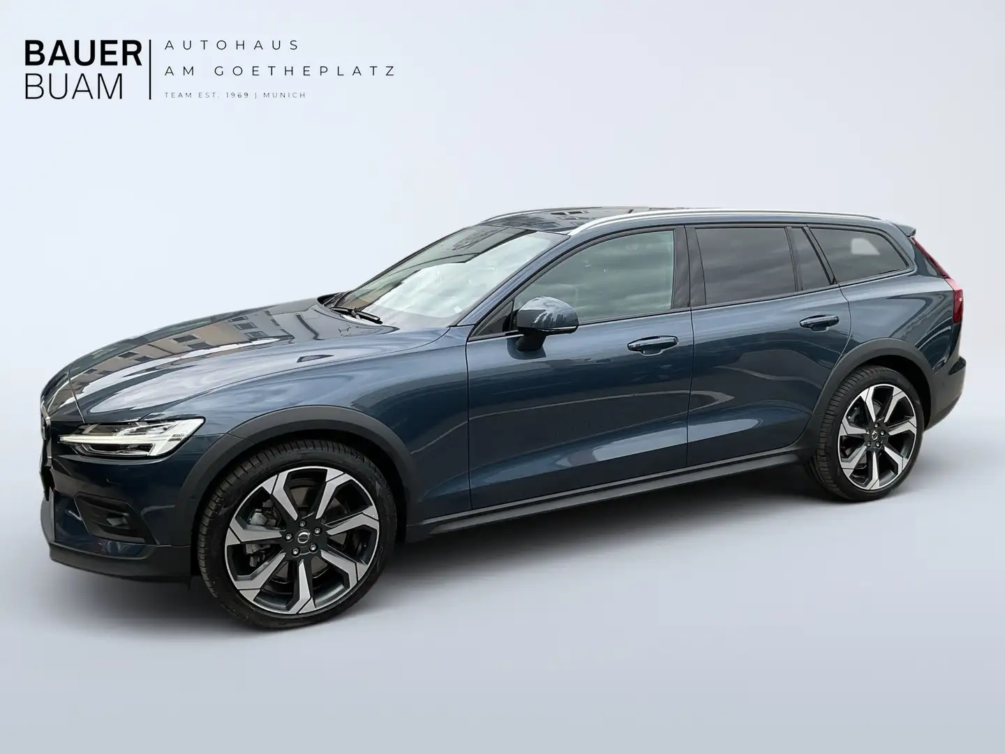 Volvo V60 Cross Country Ultimate AWD Bleu - 1