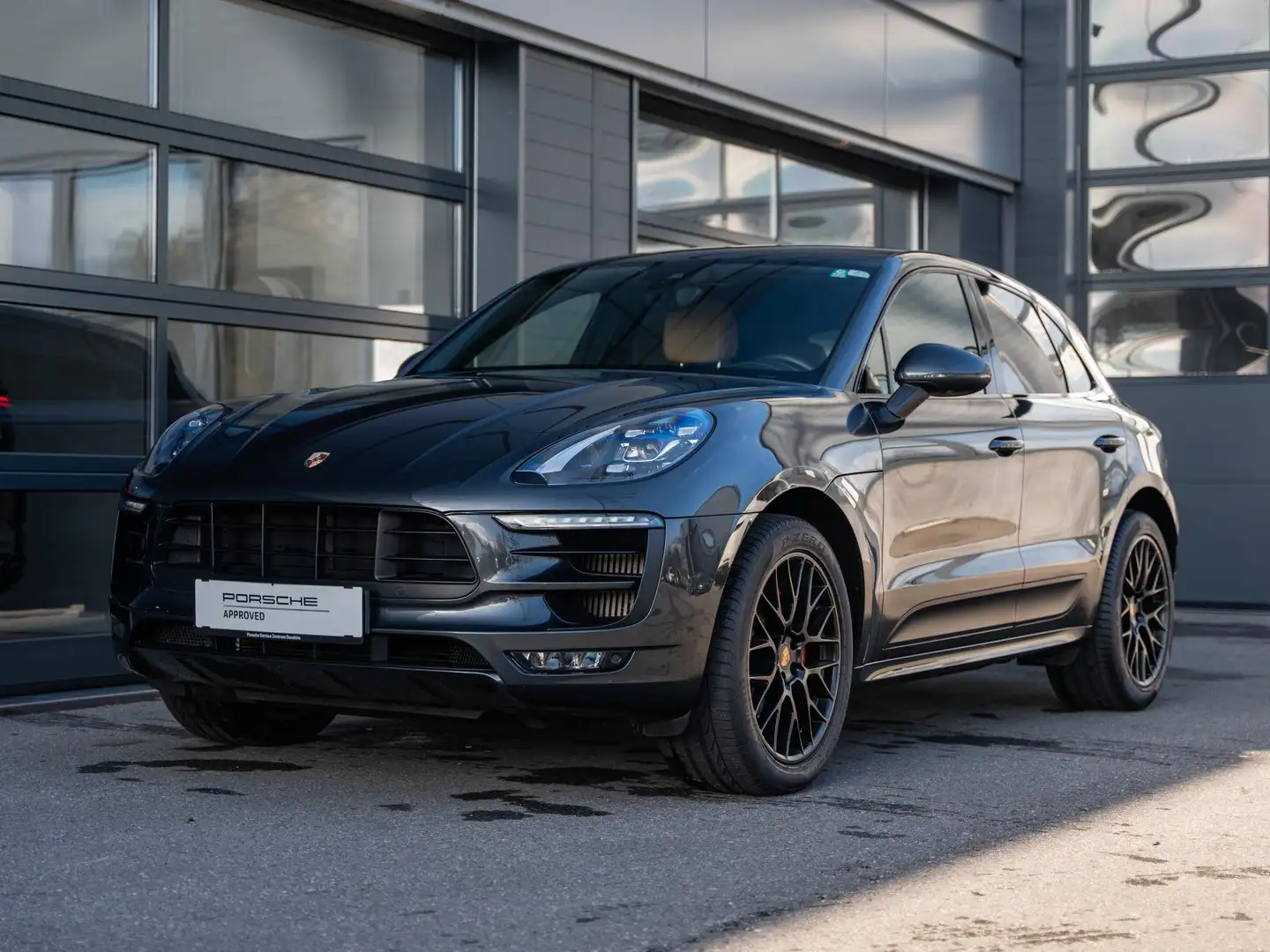 Porsche Macan GTS Grau - 1