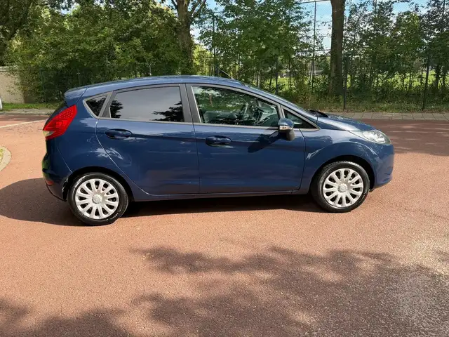 Ford Fiesta view 4