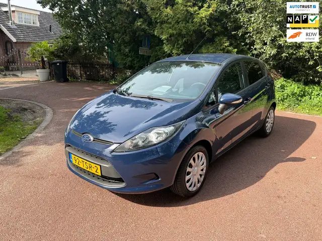 2012 Ford Fiesta in Blue for sale