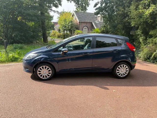 Ford Fiesta view 7