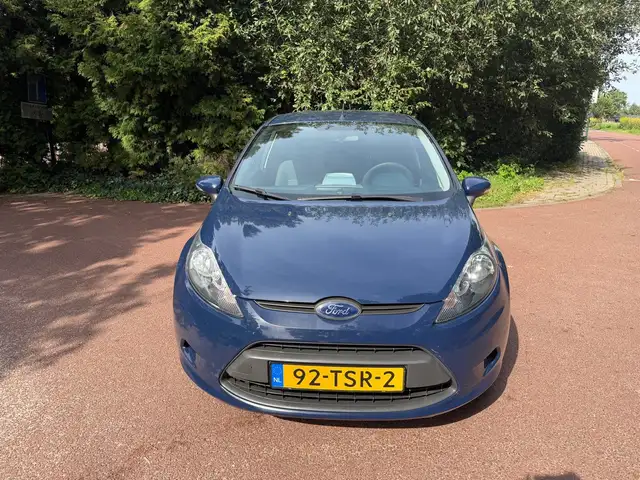Ford Fiesta view 2