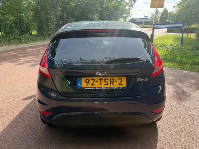 Ford Fiesta view 8
