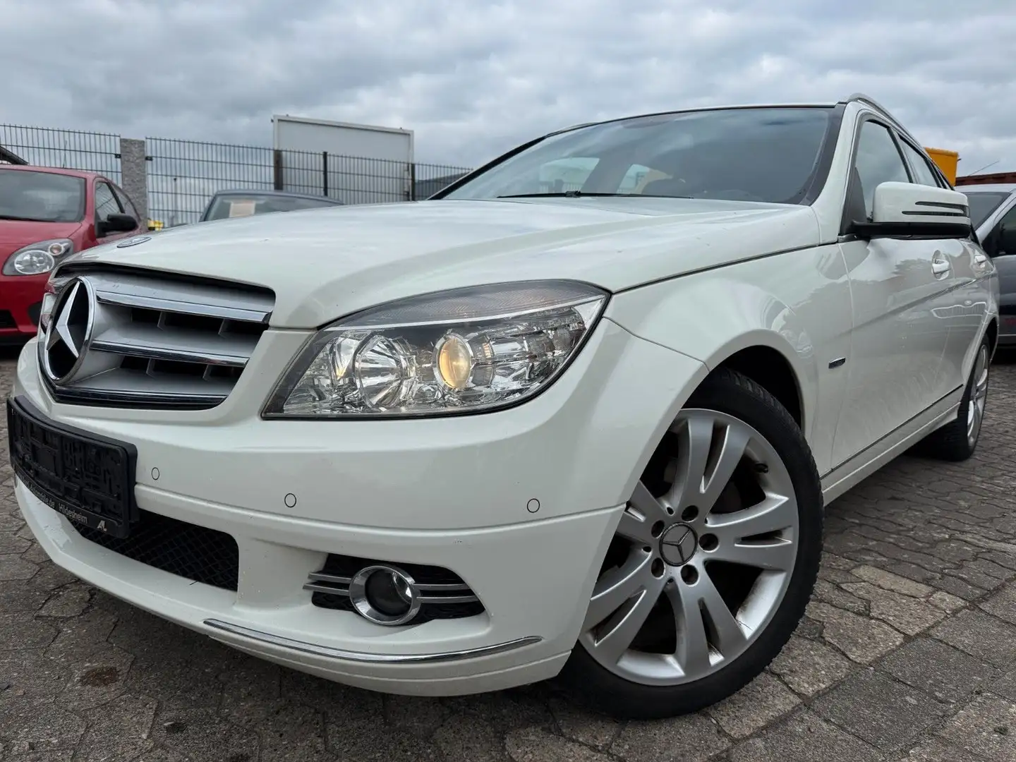 Mercedes-Benz C 180 CGI BlueEFFICIENCY AVANTG. Autom.Klima,Nav Blanco - 1