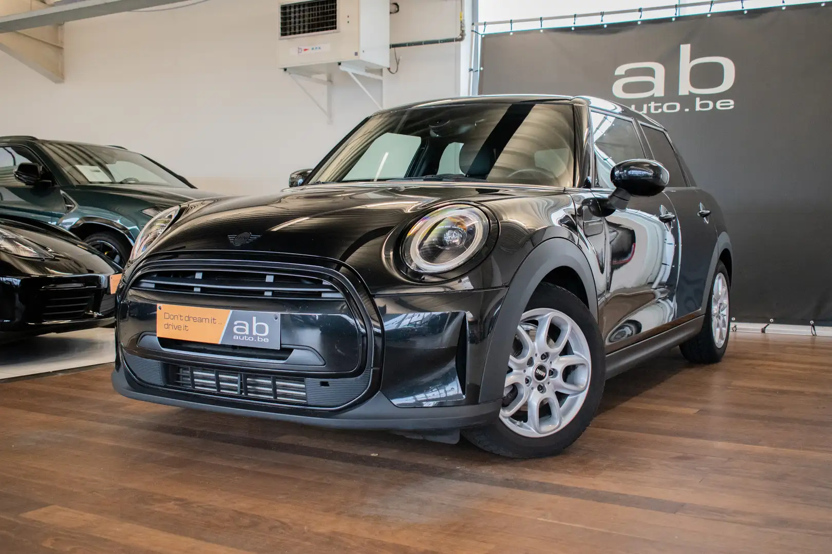 MINI Cooper 5 DOOR AUTOM, LED, SPORTSTOEL, SFEERVERLICHTING Noir - 1