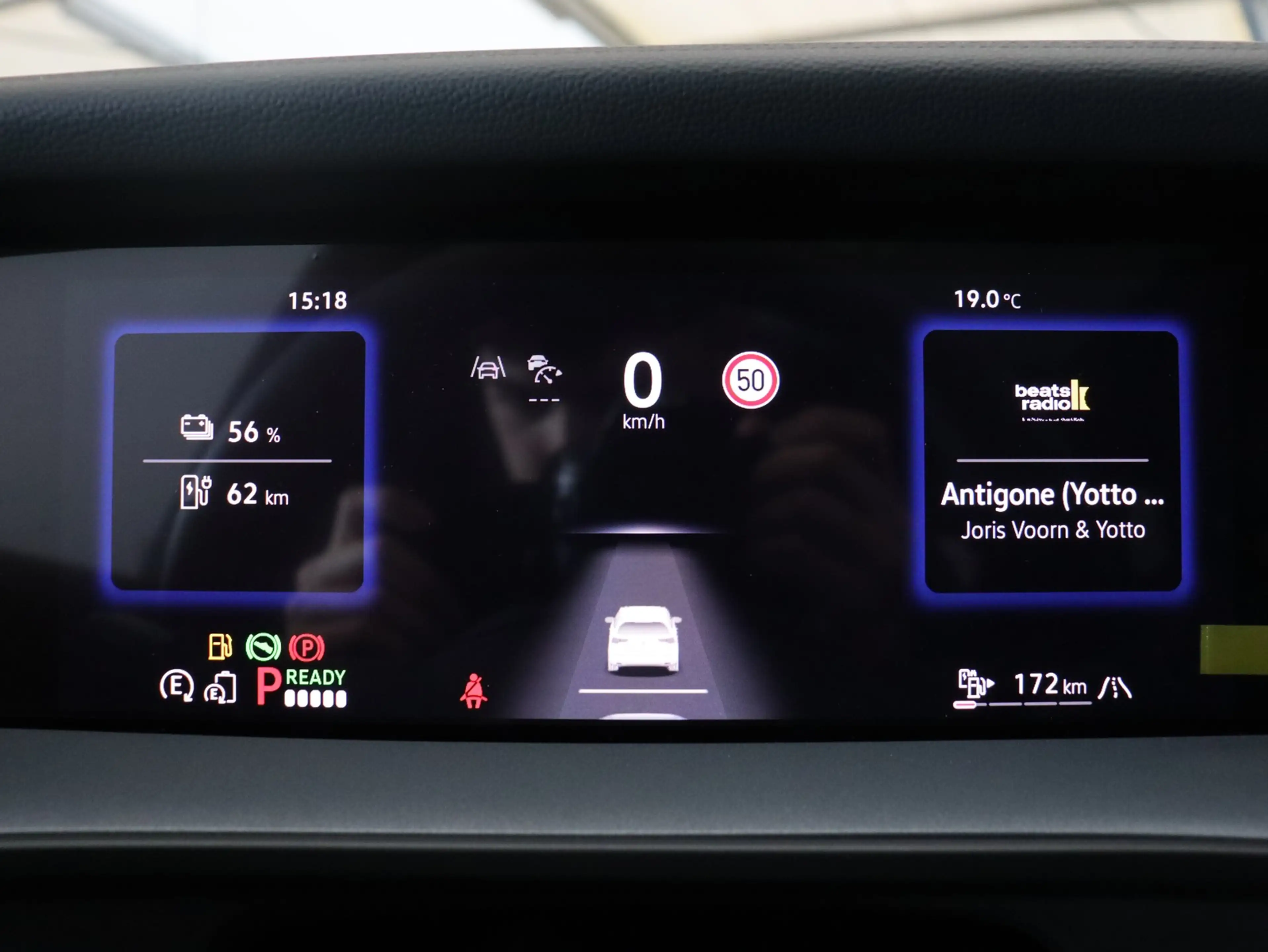 Volkswagen Tayron R-Line 1.5lTSI e-HYBRID AHK+PANO+LEDER+MATRIX — photo 16