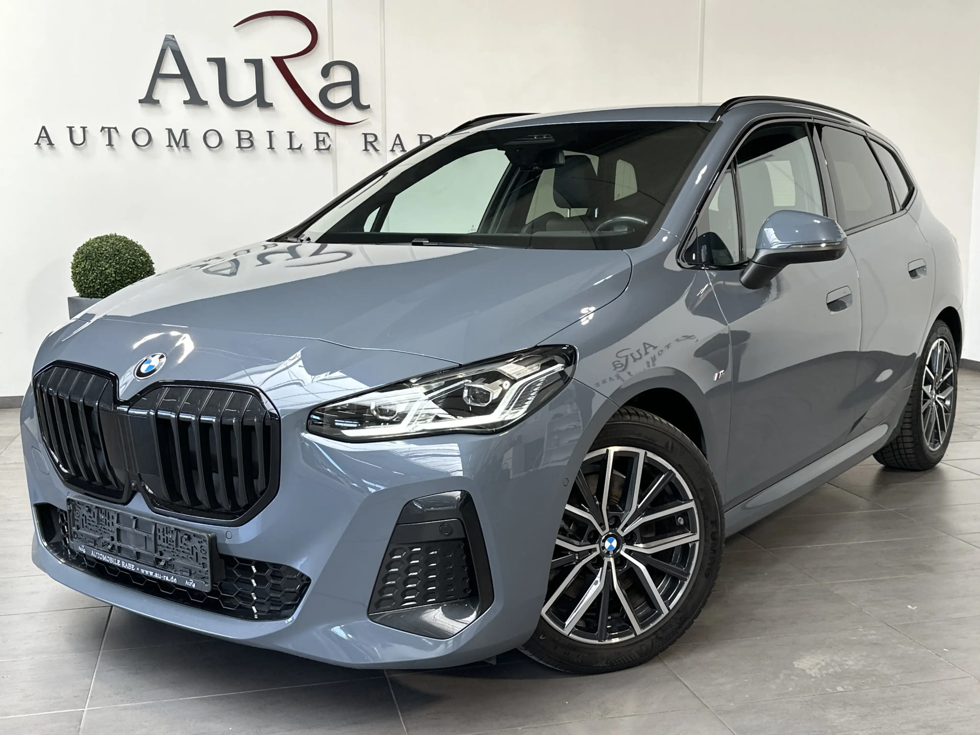 BMW 223 M-Sport NAV+LED+ACC+360°+PANO