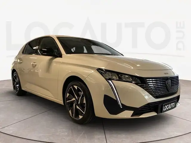 Peugeot 308 view 3