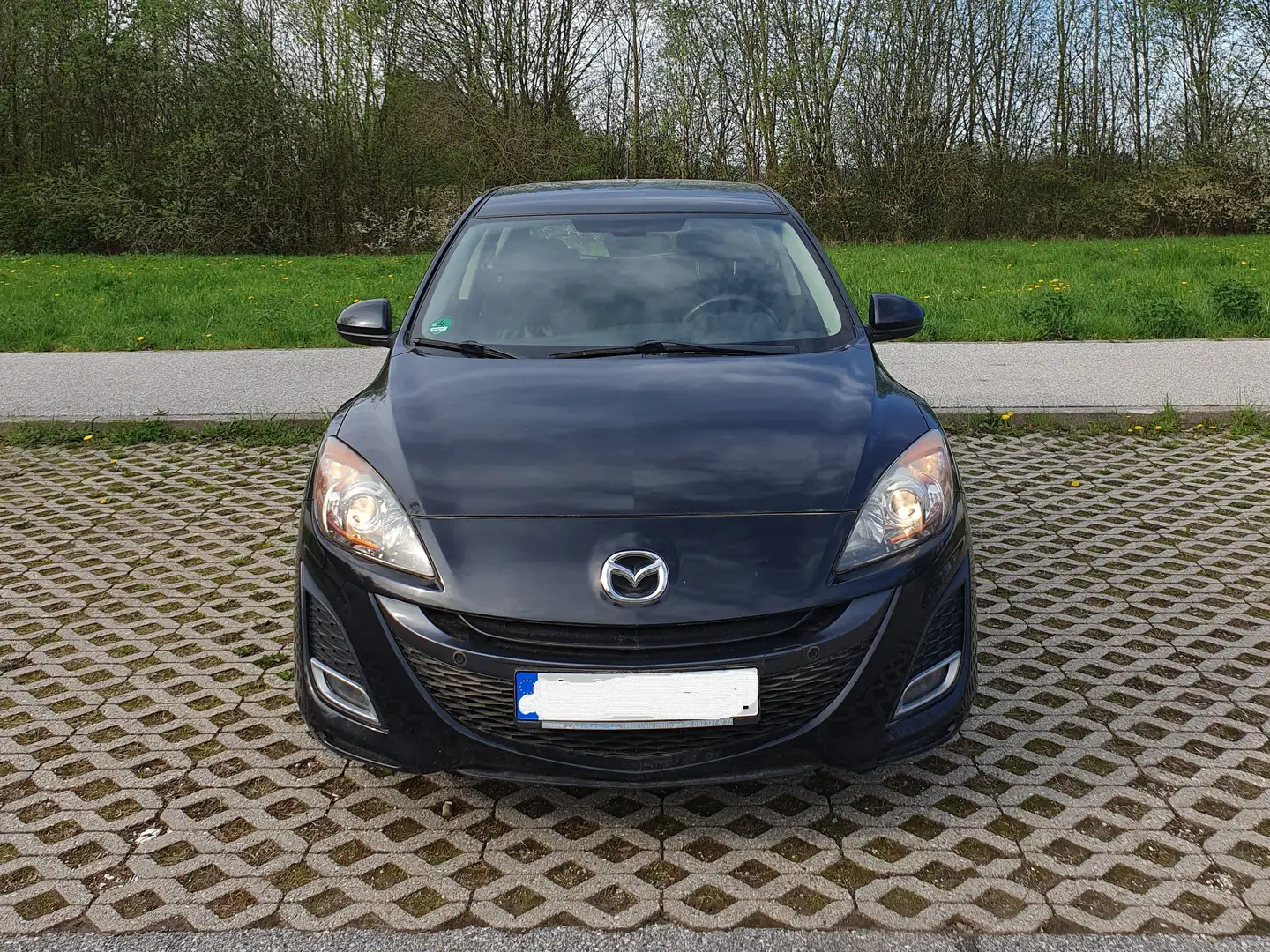Mazda 3 3 1.6 MZR Active Schwarz - 1