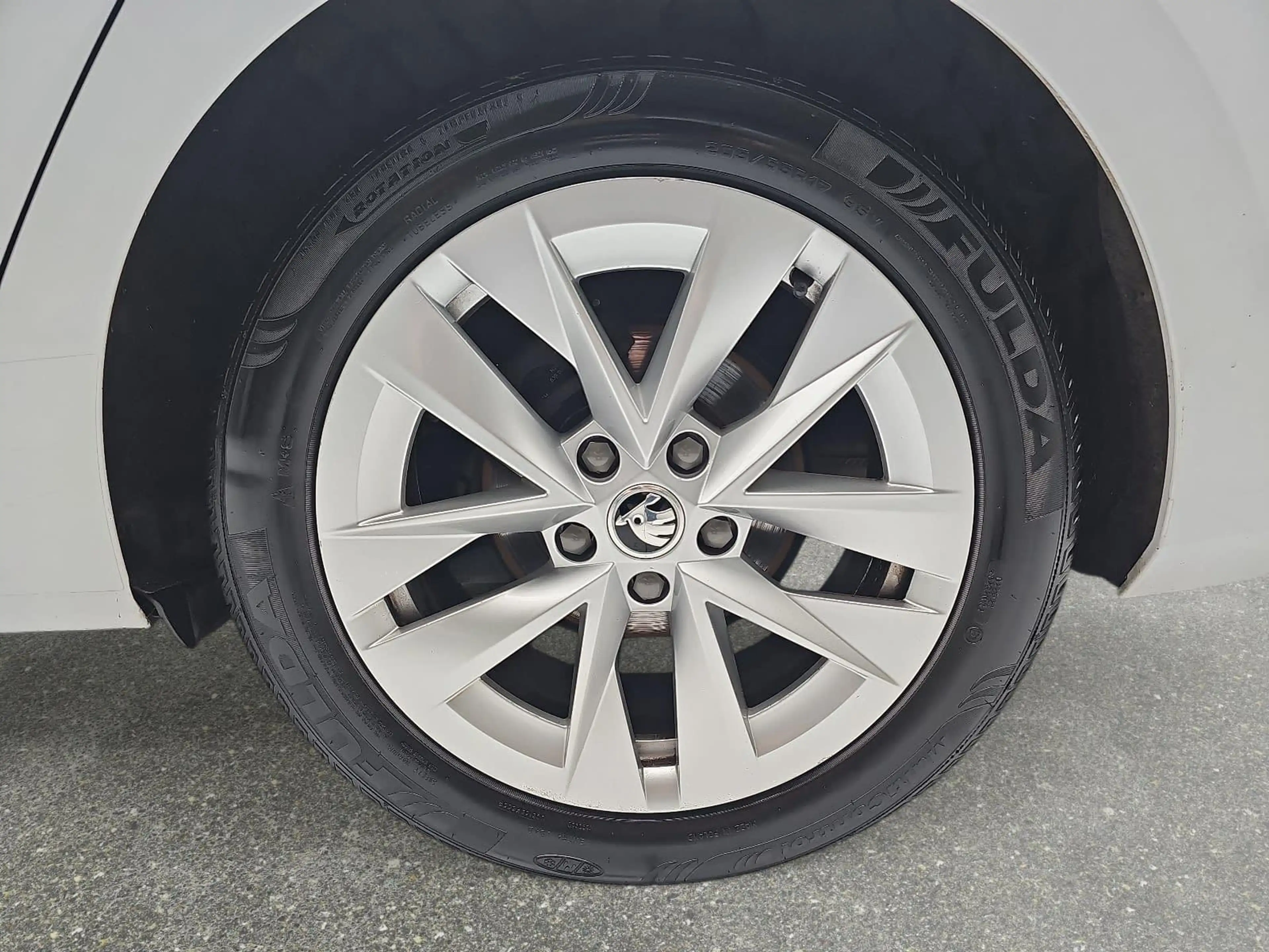 Skoda Octavia OCTAVIA COMBI 1.5 TSI EDITION NAVI LED ACC — photo 7