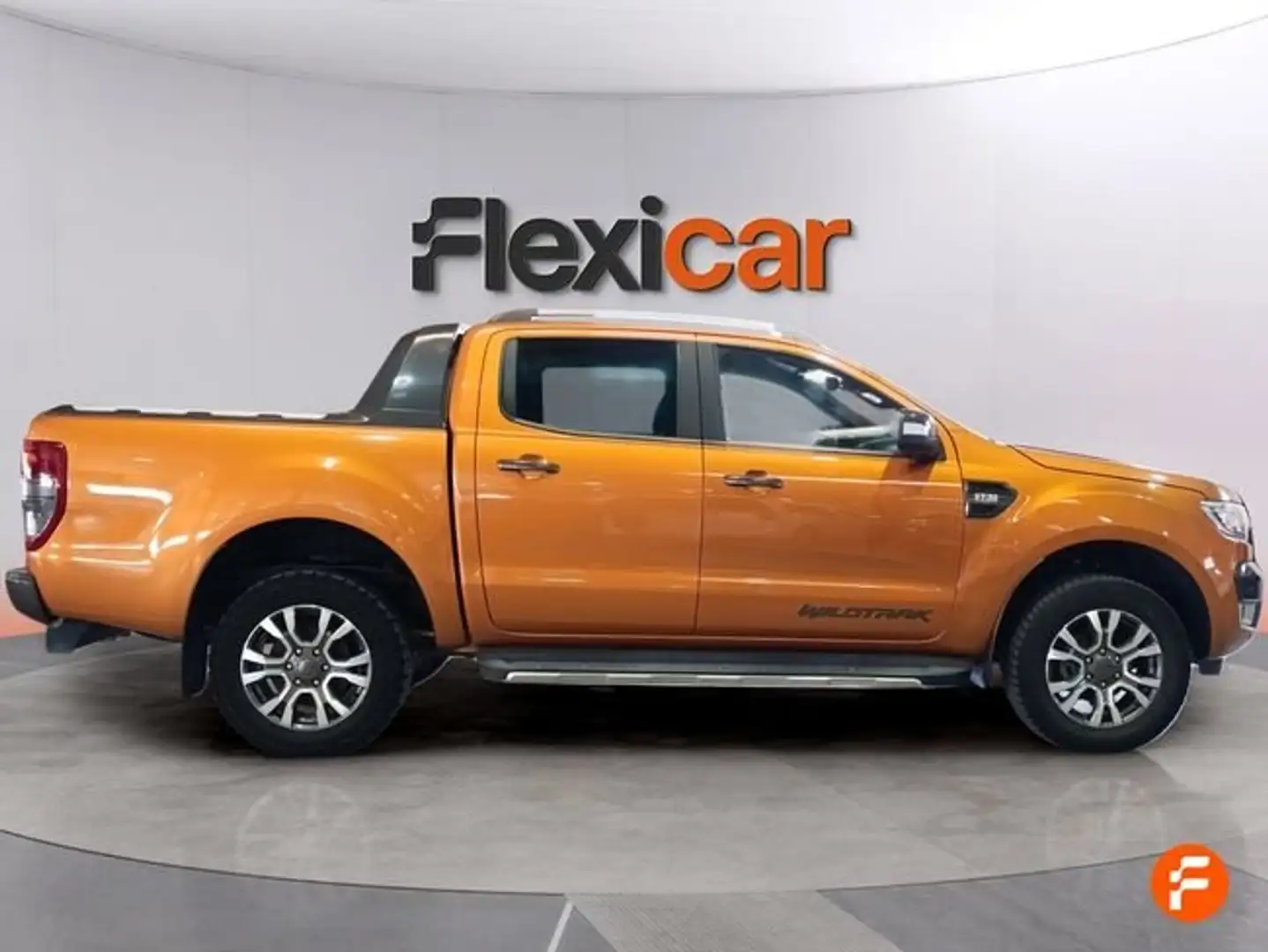 Ford Ranger 3.2TDCI DCb. Wildtrak 4x4 Naranja - 2