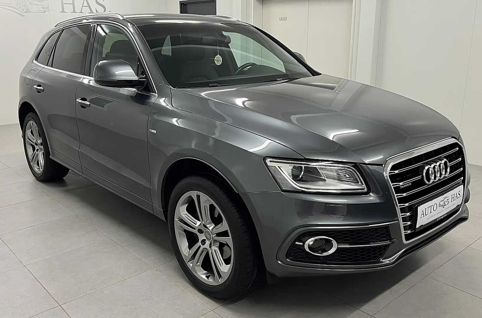 Audi Q5 2,0 TDI quattro Sport S-tronic*Leder*Xenon*Top ... Grau - 2