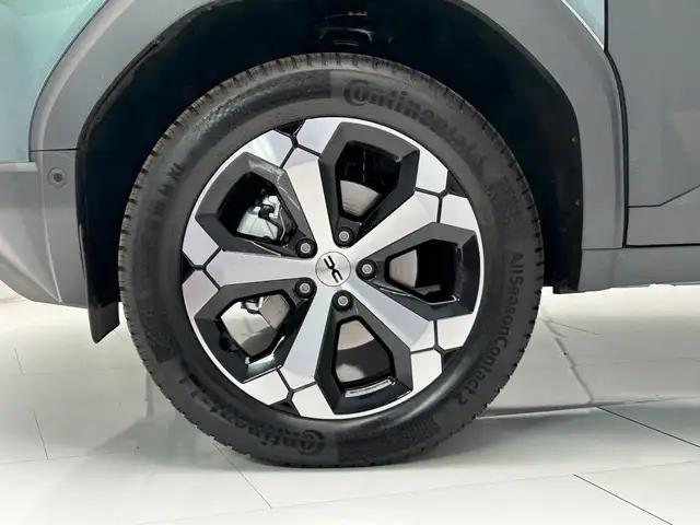 Dacia Duster view 10