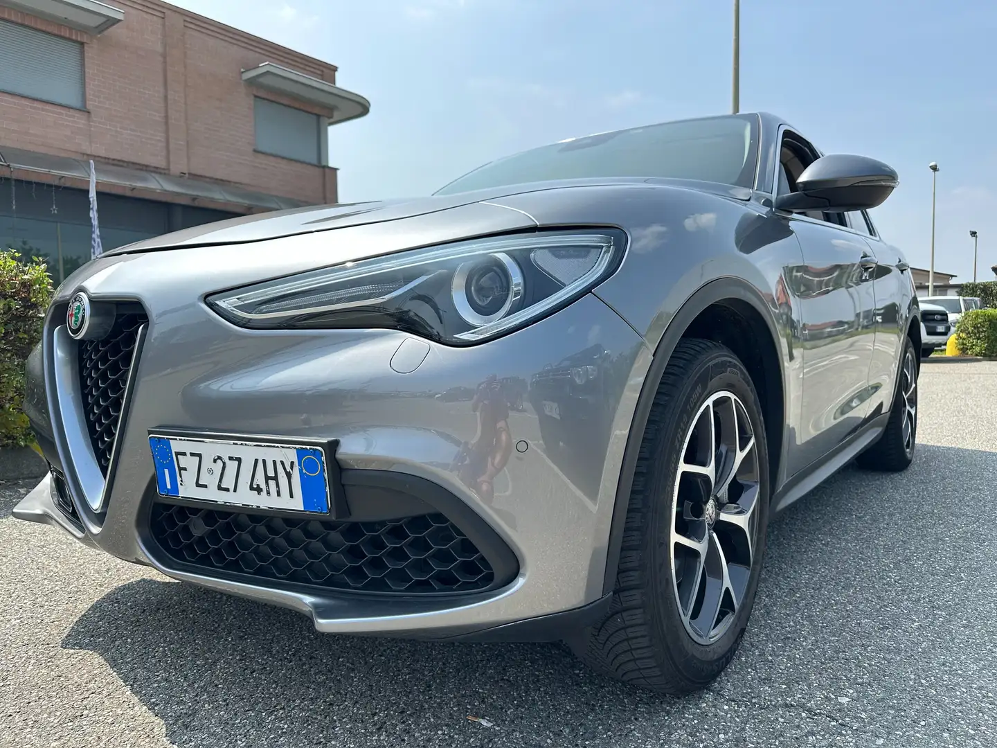 Alfa Romeo Stelvio Stelvio 2.2 t Executive Q4 210cv auto my19 Grigio - 2