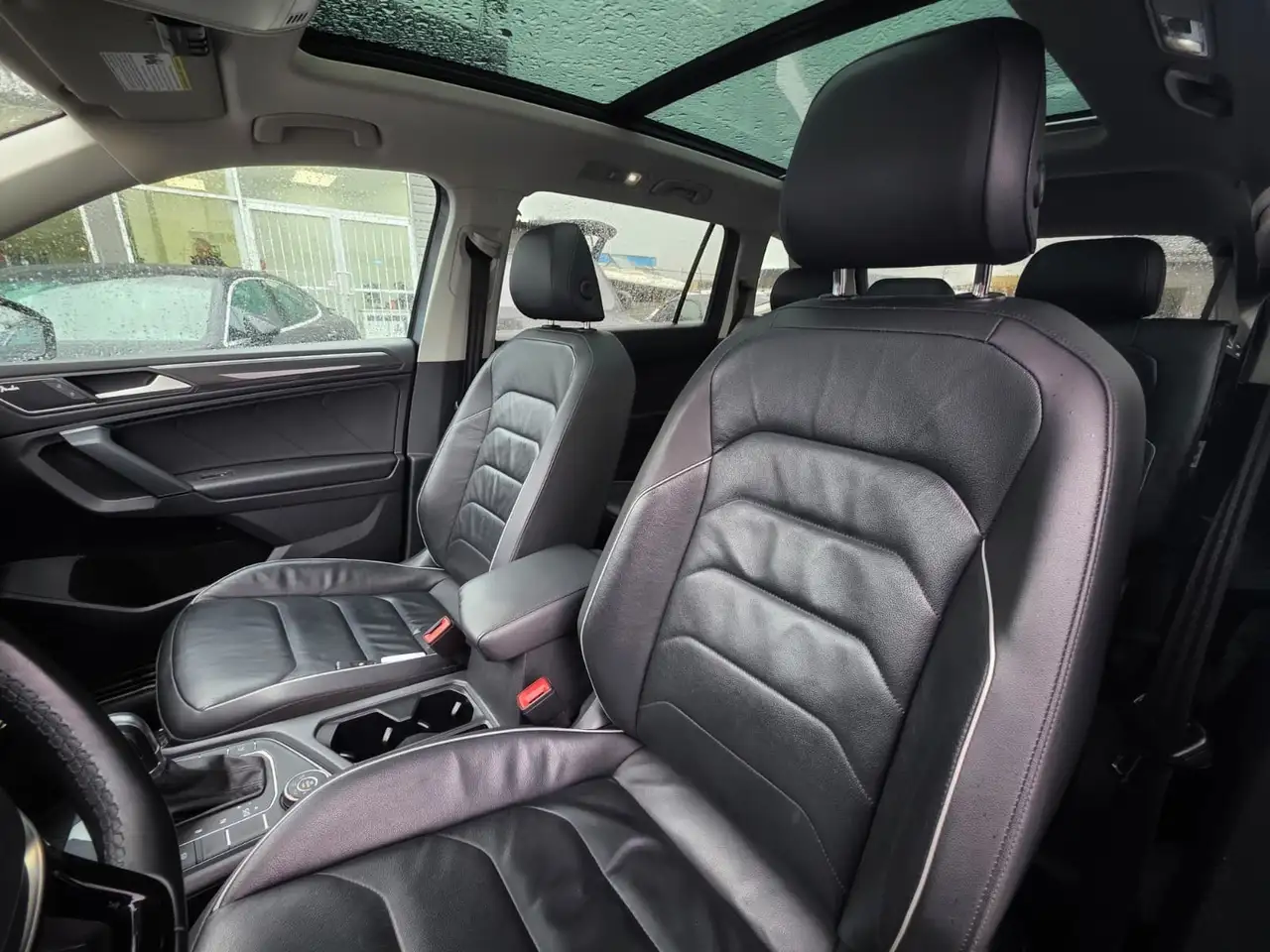 Volkswagen Tiguan снимка Volkswagen Tiguan