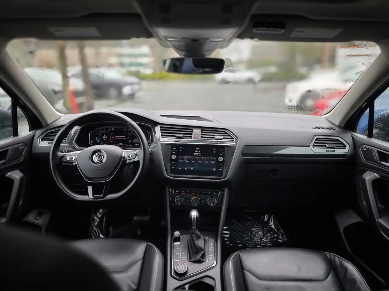 Volkswagen Tiguan снимка Volkswagen Tiguan