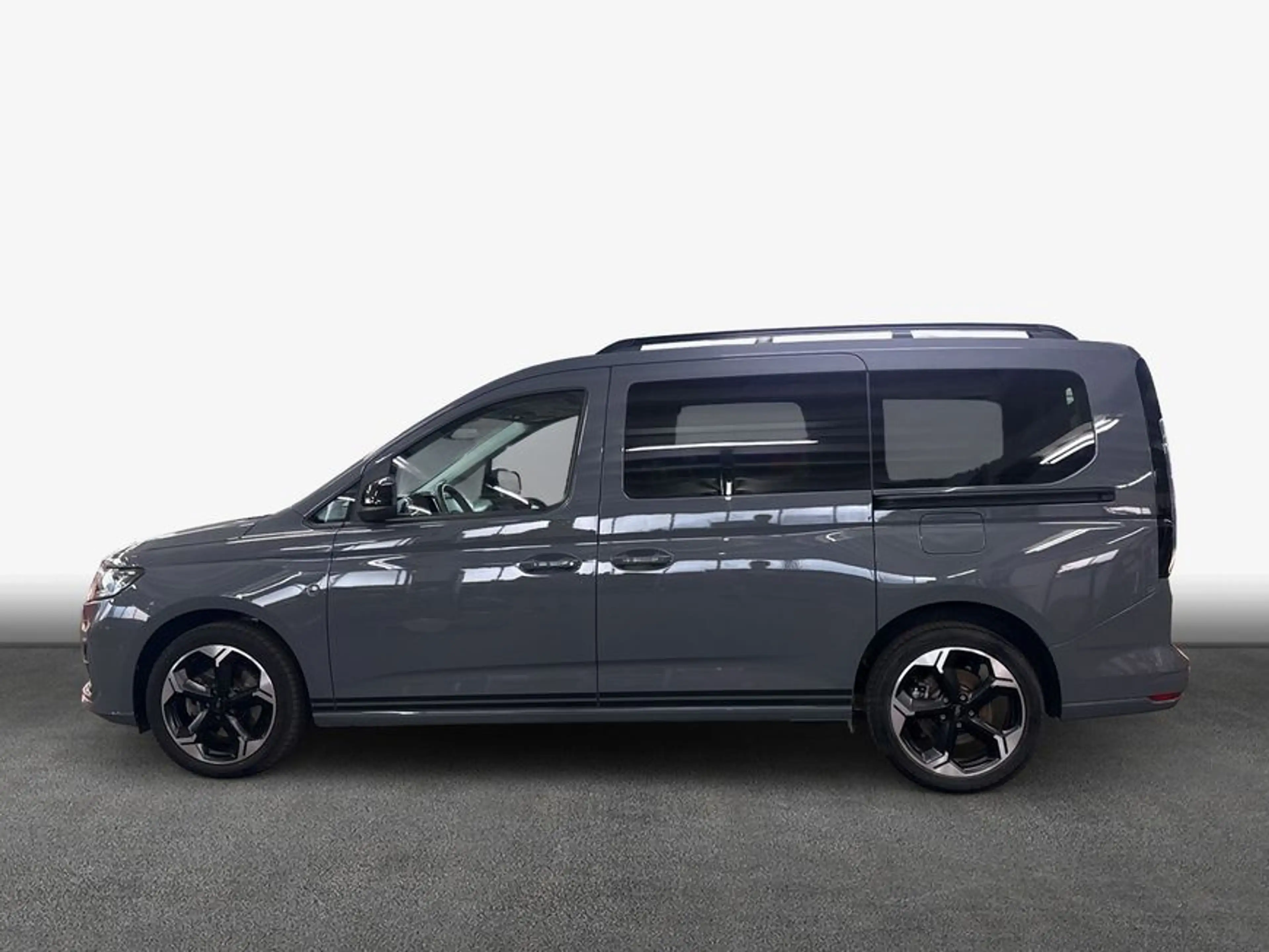 Ford Grand Tourneo Connect 2.0 EcoBlue Aut. SPORT 90 kW — photo 4