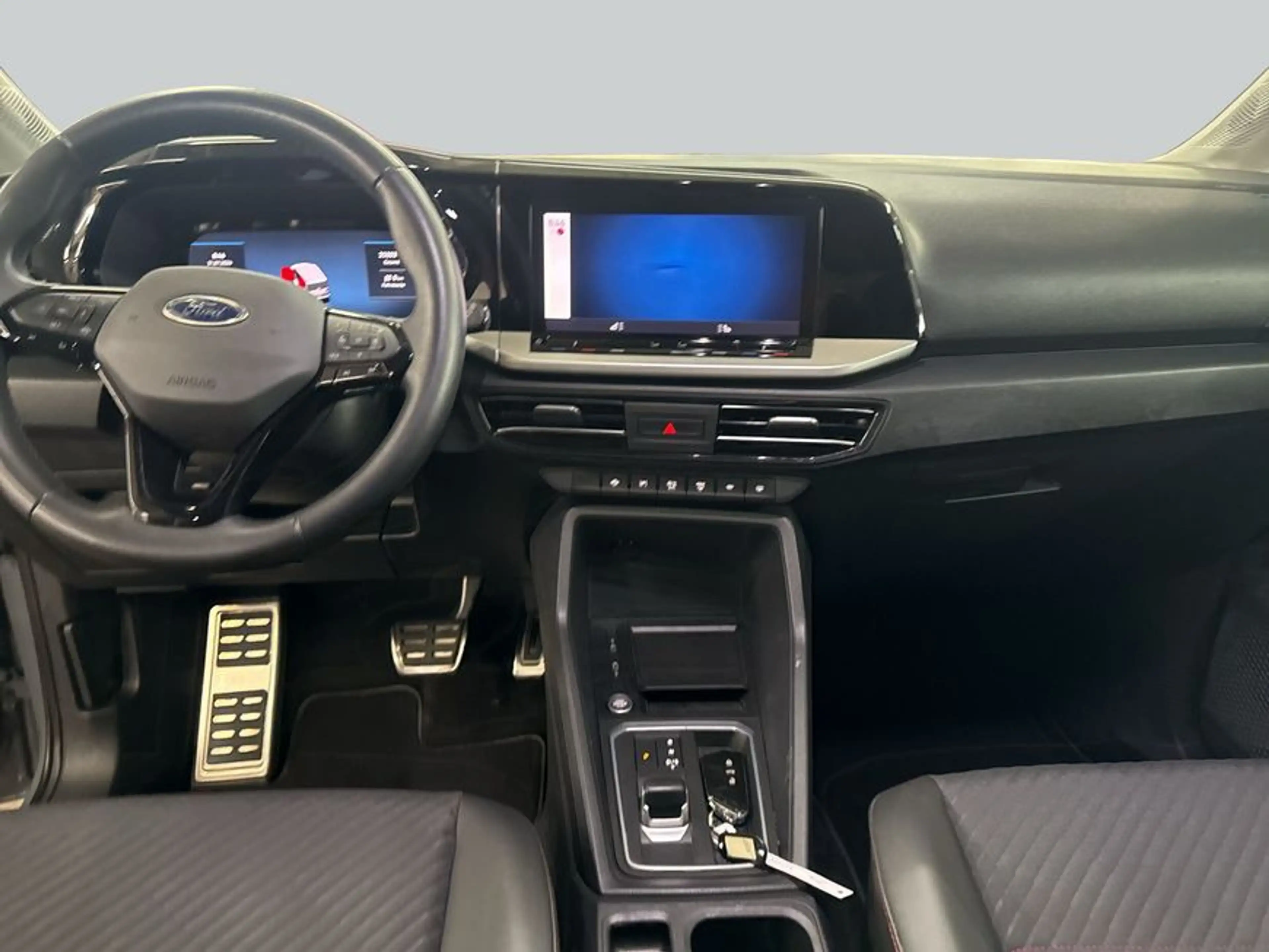 Ford Grand Tourneo Connect 2.0 EcoBlue Aut. SPORT 90 kW — photo 13