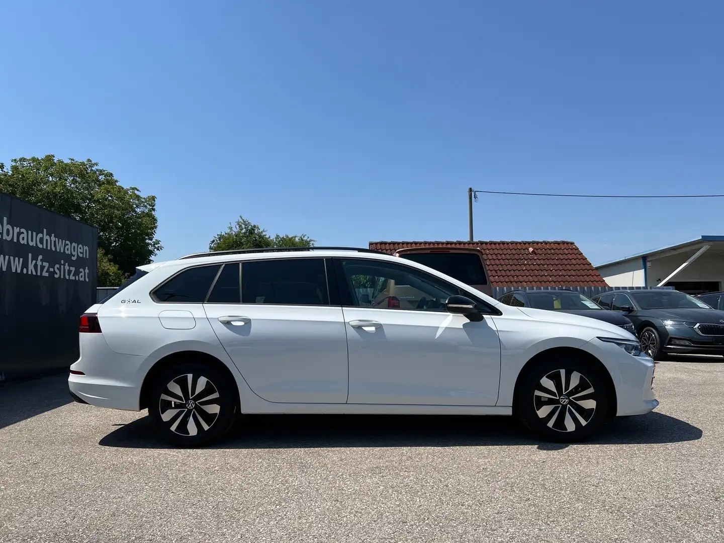Volkswagen Golf Variant 1,5 TSI ACT Goal | NP: €42.300 Weiß - 2