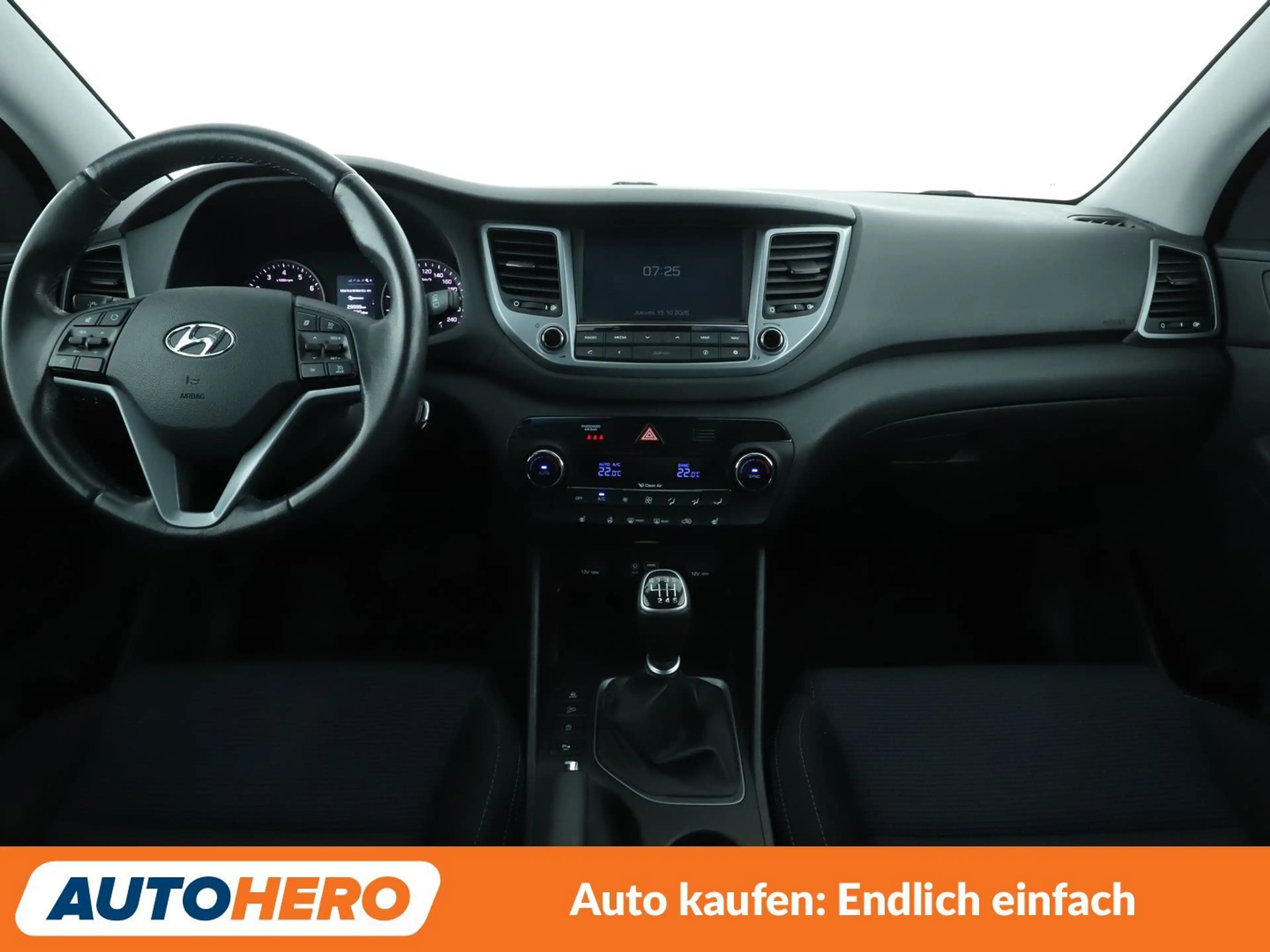 Hyundai TUCSON 1.6 Intro Edition blue 2WD*NAVI*SPUR*CAM*PDC*SHZ* — photo 12