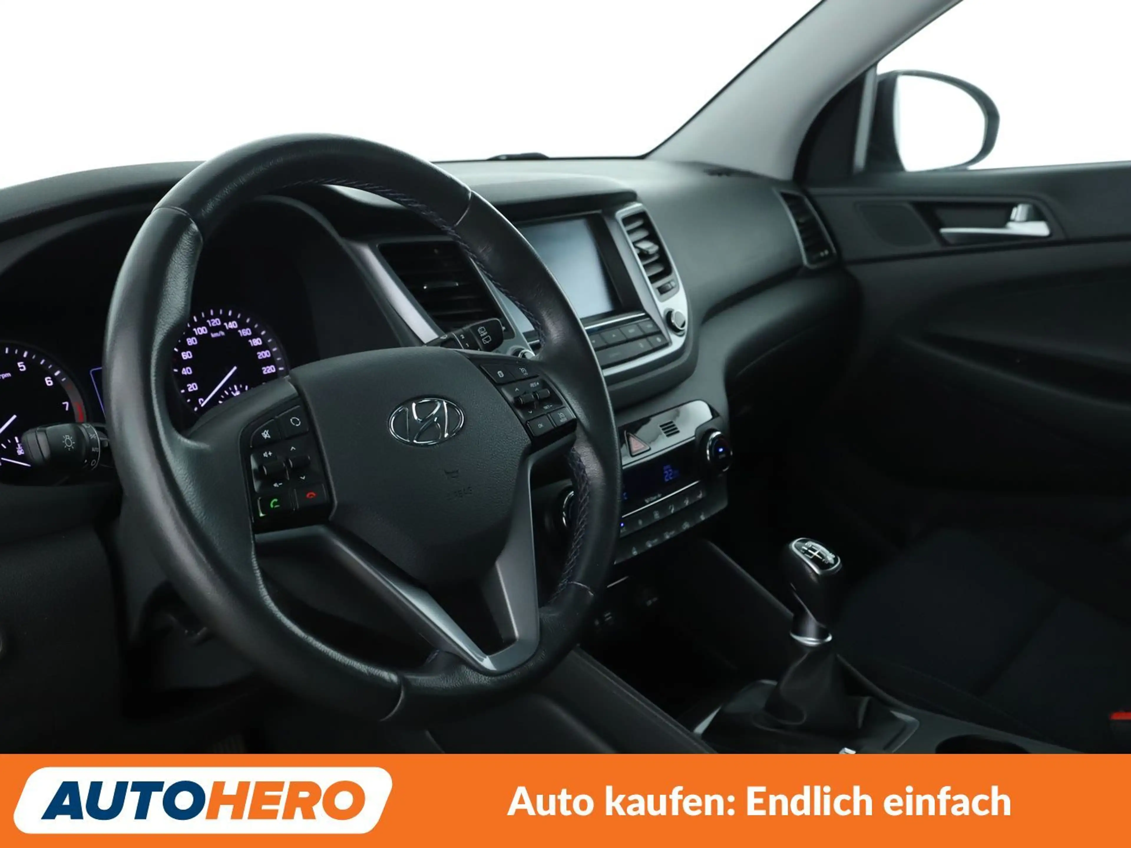 Hyundai TUCSON 1.6 Intro Edition blue 2WD*NAVI*SPUR*CAM*PDC*SHZ* — photo 11