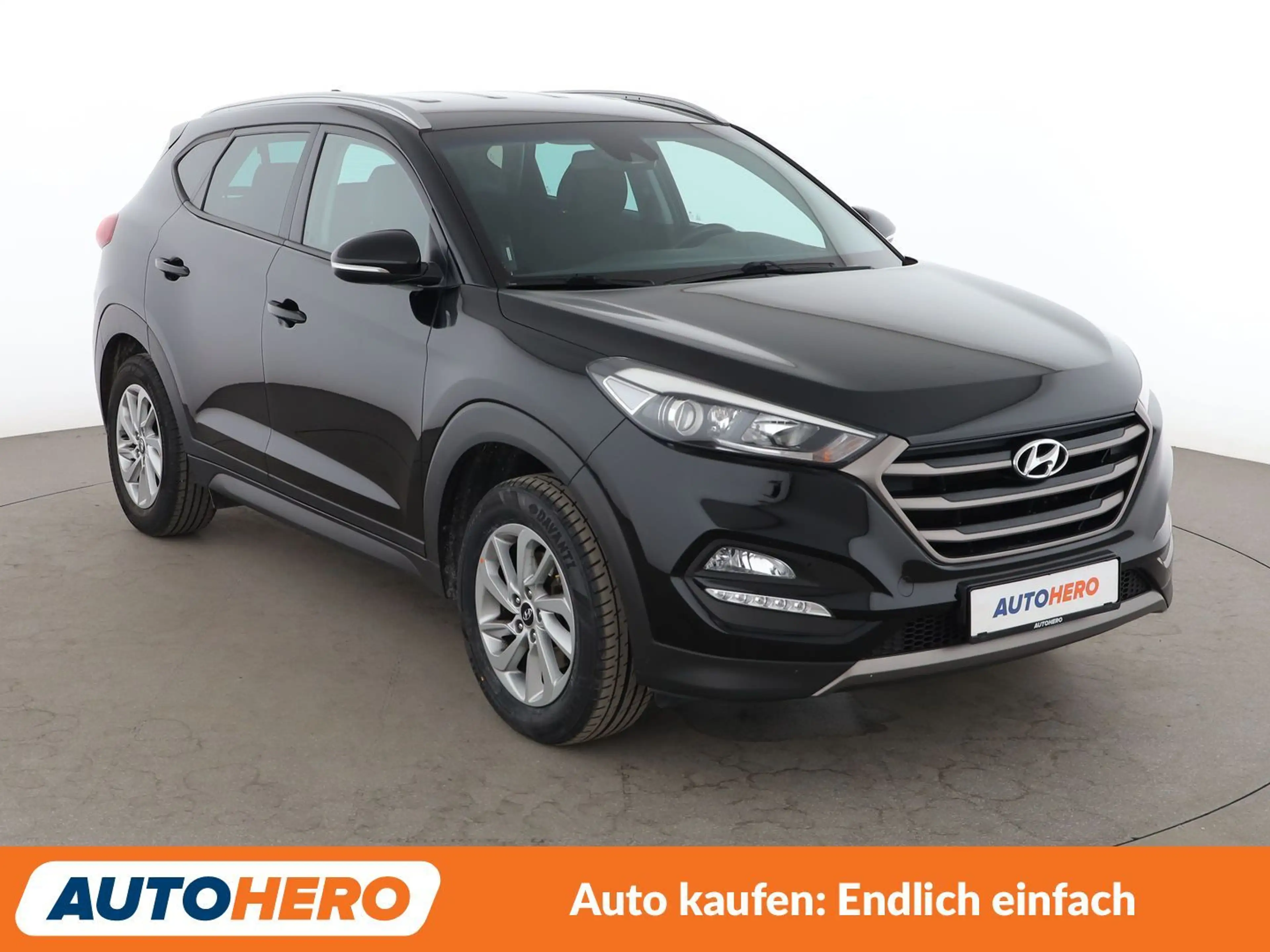 Hyundai TUCSON 1.6 Intro Edition blue 2WD*NAVI*SPUR*CAM*PDC*SHZ* — photo 8