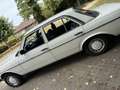 Mercedes-Benz 200 D - thumbnail 7