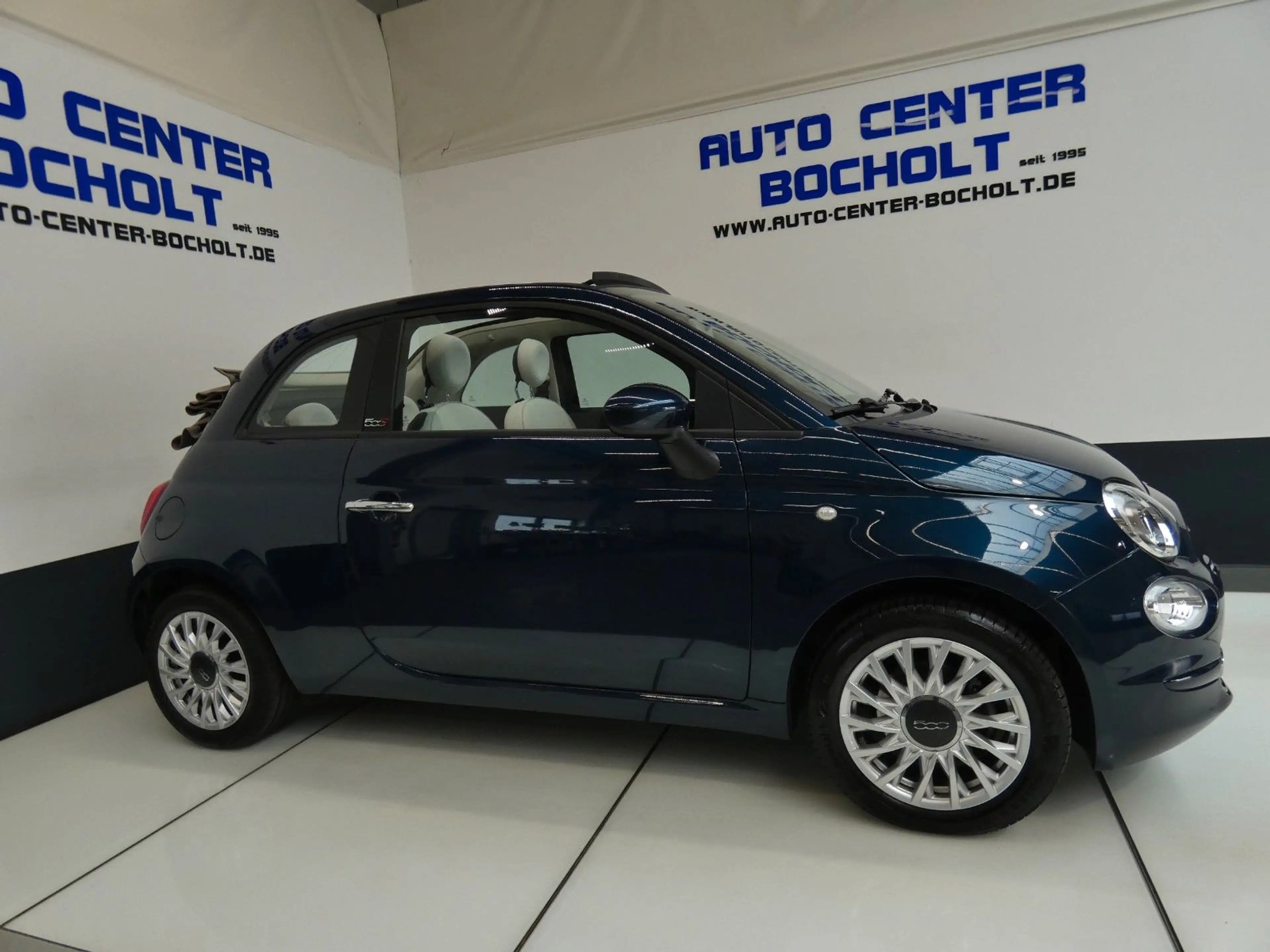 Fiat 500C Lounge Cabrio*Navi*PDC*CarPlay/Android Auto — photo 3