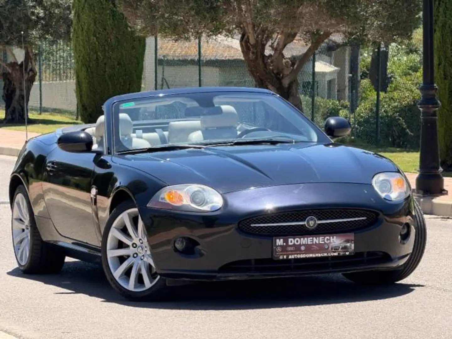 Jaguar XK Convertible 4.2L V8 Aut. Zwart - 1