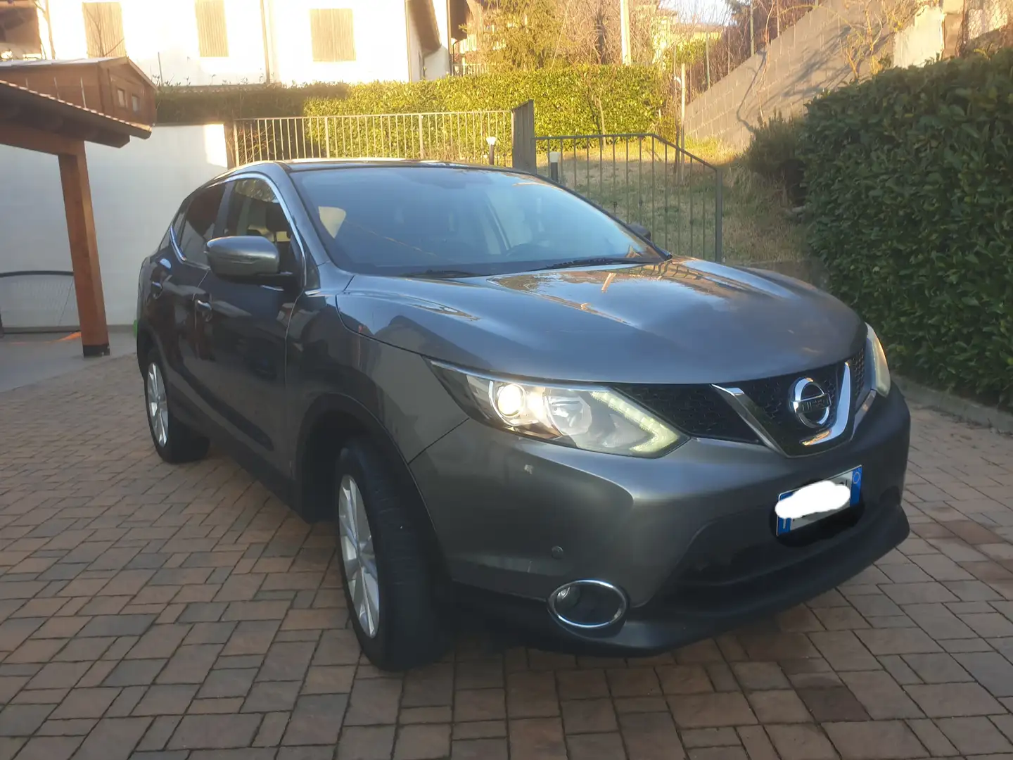 Nissan Qashqai 1.2 dig-t Acenta 115cv E6 .tenuta molto bene - 2