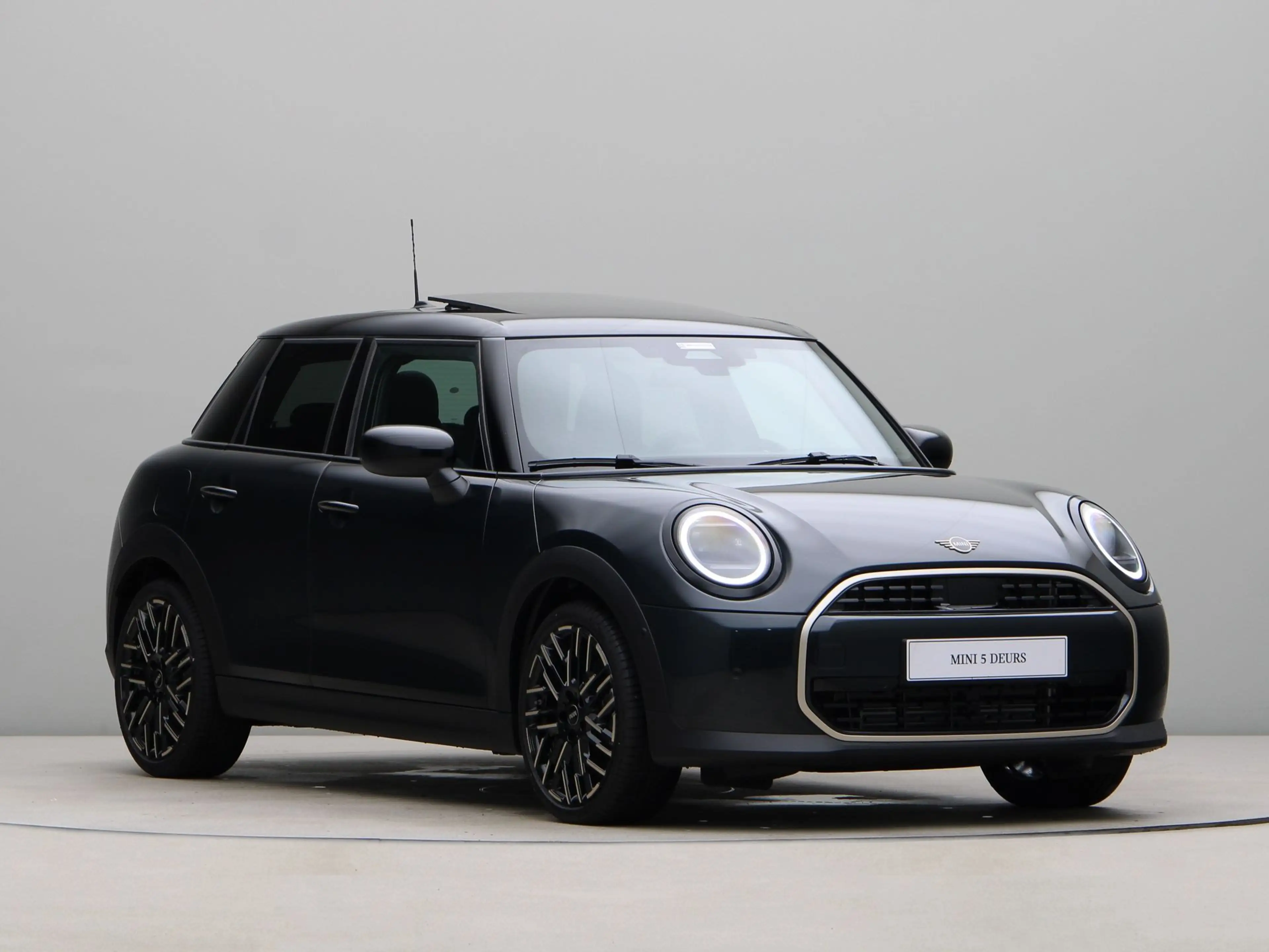 MINI Cooper C 5-deurs Favoured Pakket S PRIVATE LEASE EUR 581,- — photo 7