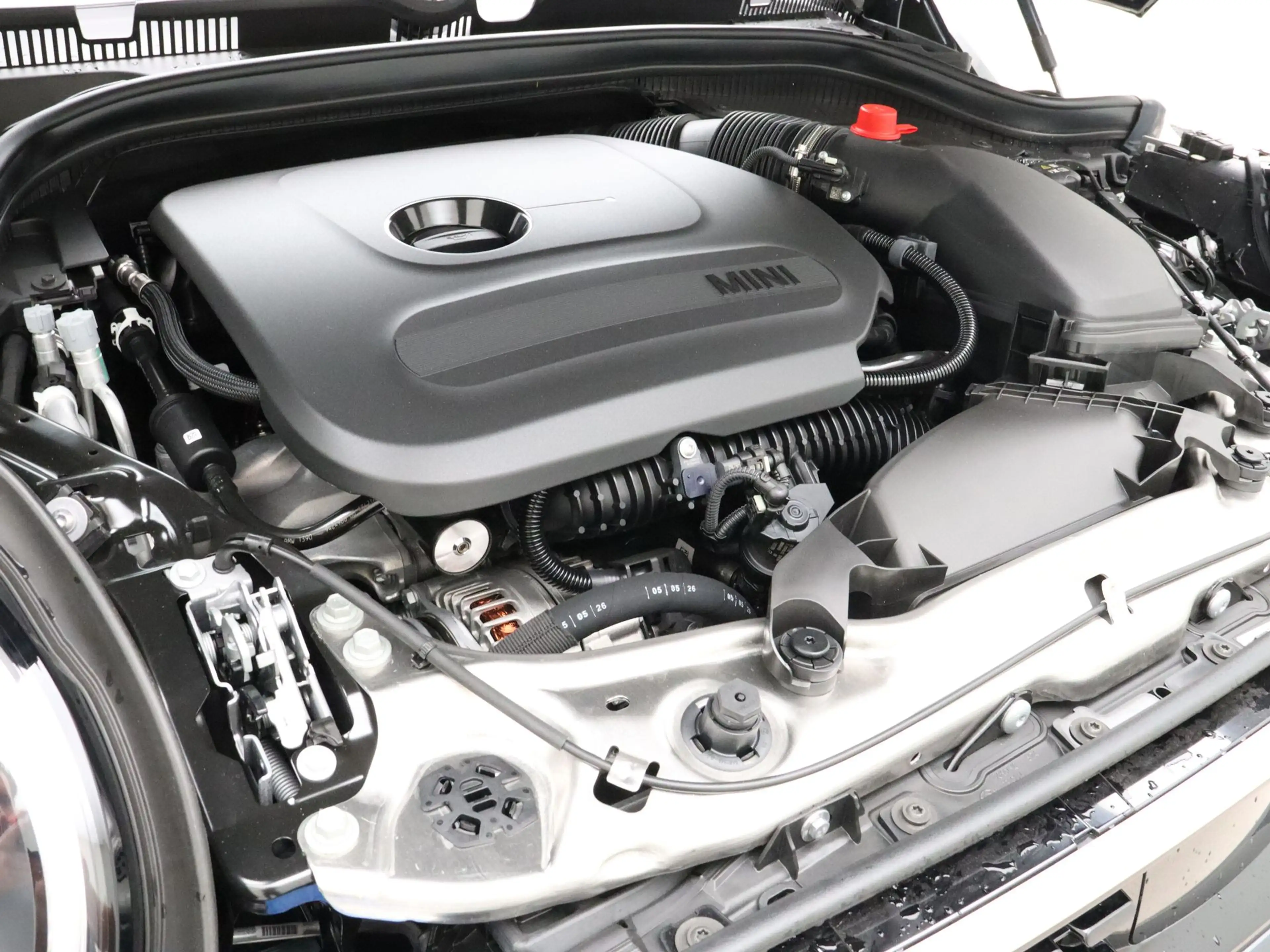 MINI Cooper C 5-deurs Favoured Pakket S PRIVATE LEASE EUR 581,- — photo 4
