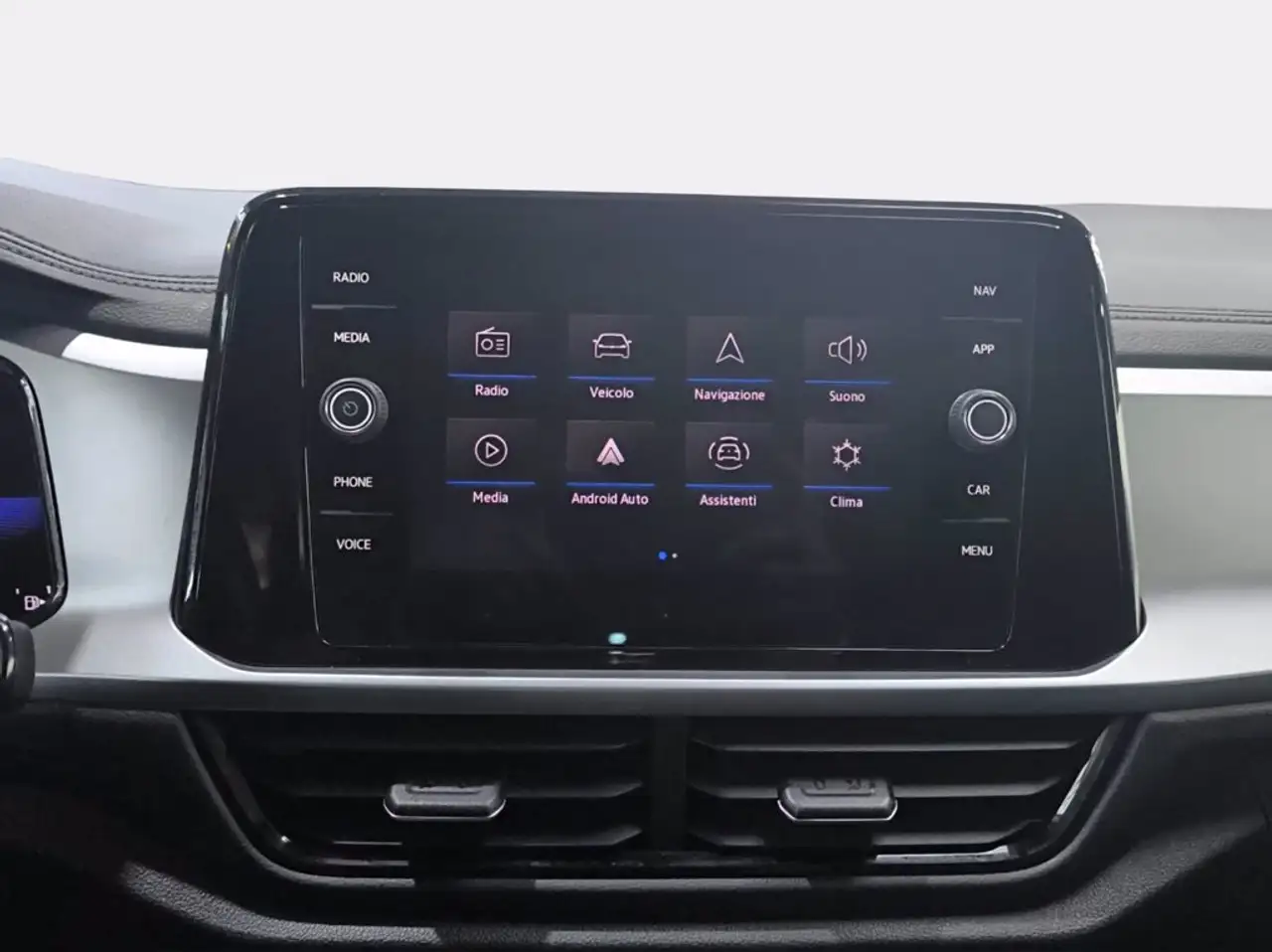 Volkswagen T-Roc 1.0 tsi life 110cv 12