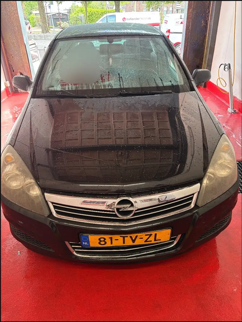 Opel Astra Astra 1.9 CDTi Business Zwart - 1