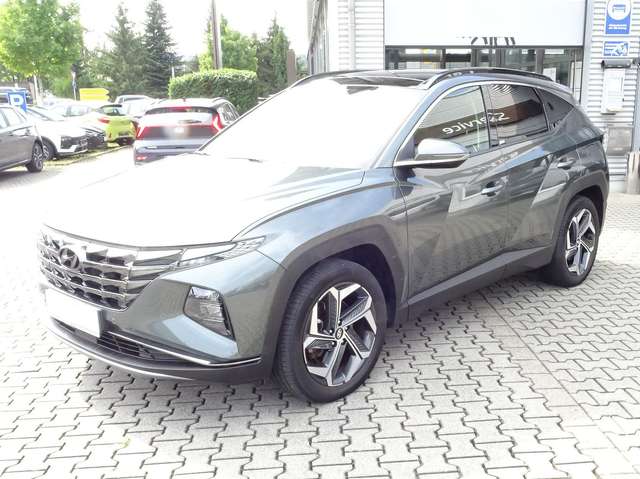 Imagine Hyundai TUCSON Plug-In Hybrid 1.6 T-GDi Plug-in-4WD Trend Pano As