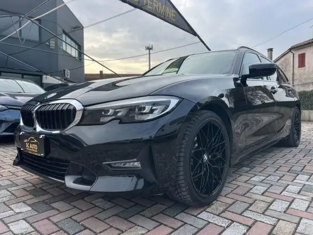 BMW 330 d 48V Touring Sport
