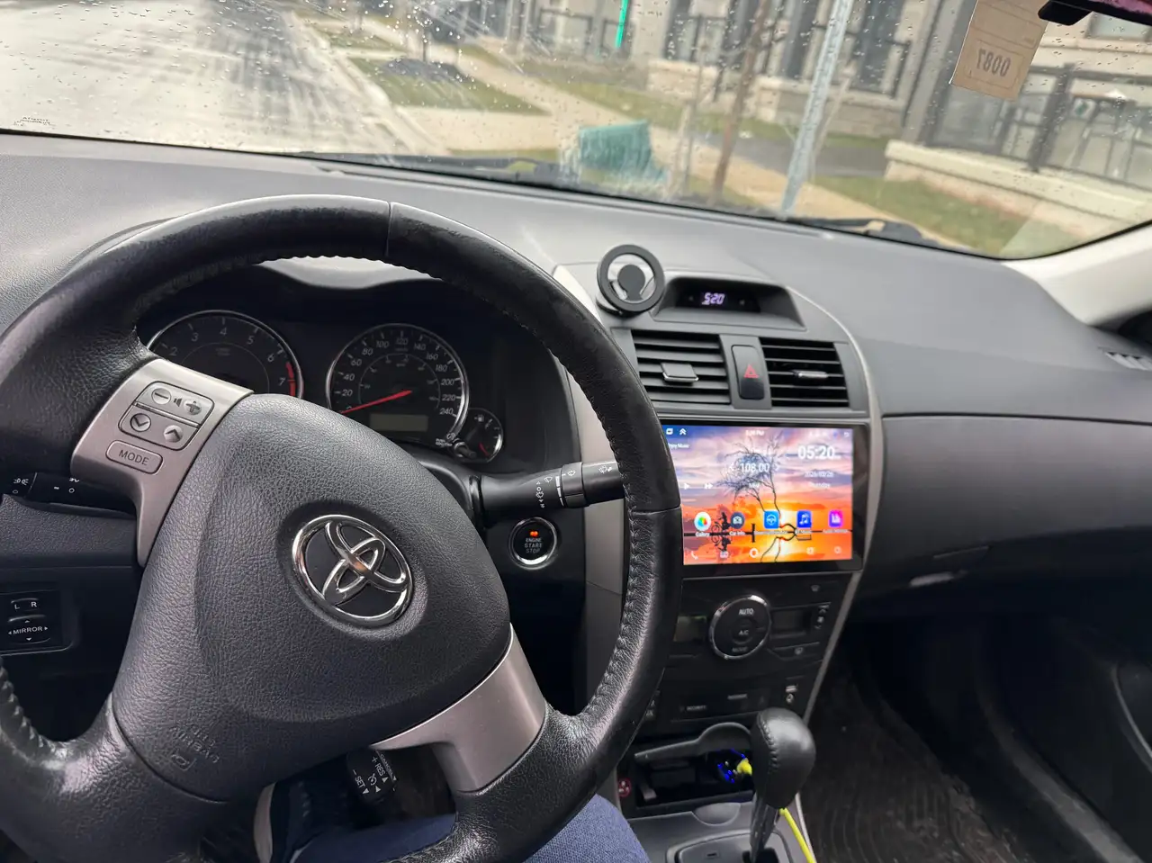 Toyota Corolla снимка Toyota Corolla