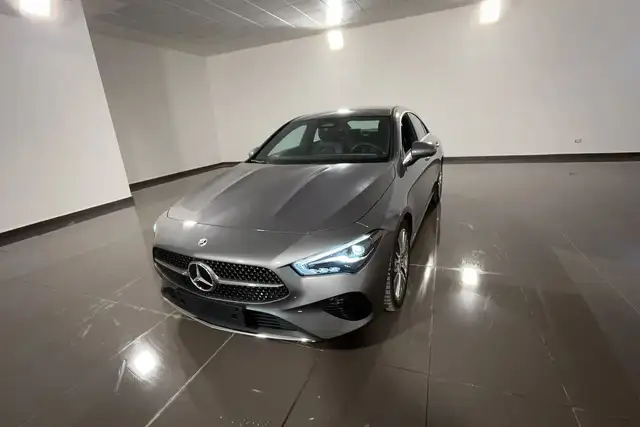 Mercedes-Benz CLA 180 CLA 180d Coupé Luxury Line 116cv auto