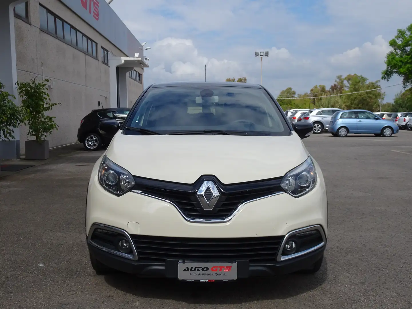 Renault Captur Captur 1.5 dci Intens (energy r-link) 90cv edc E6 Beige - 2
