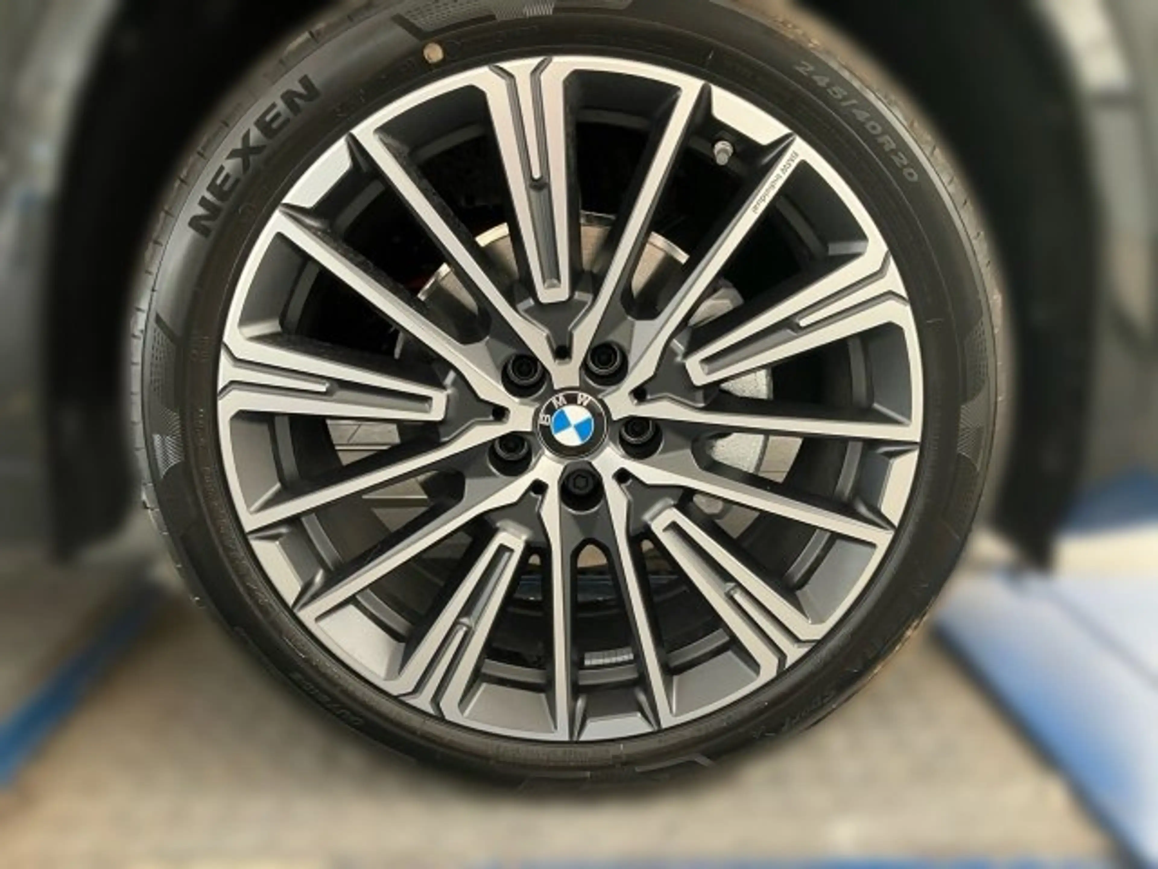 BMW iX1 eDrive20 U11 HB0 — photo 7