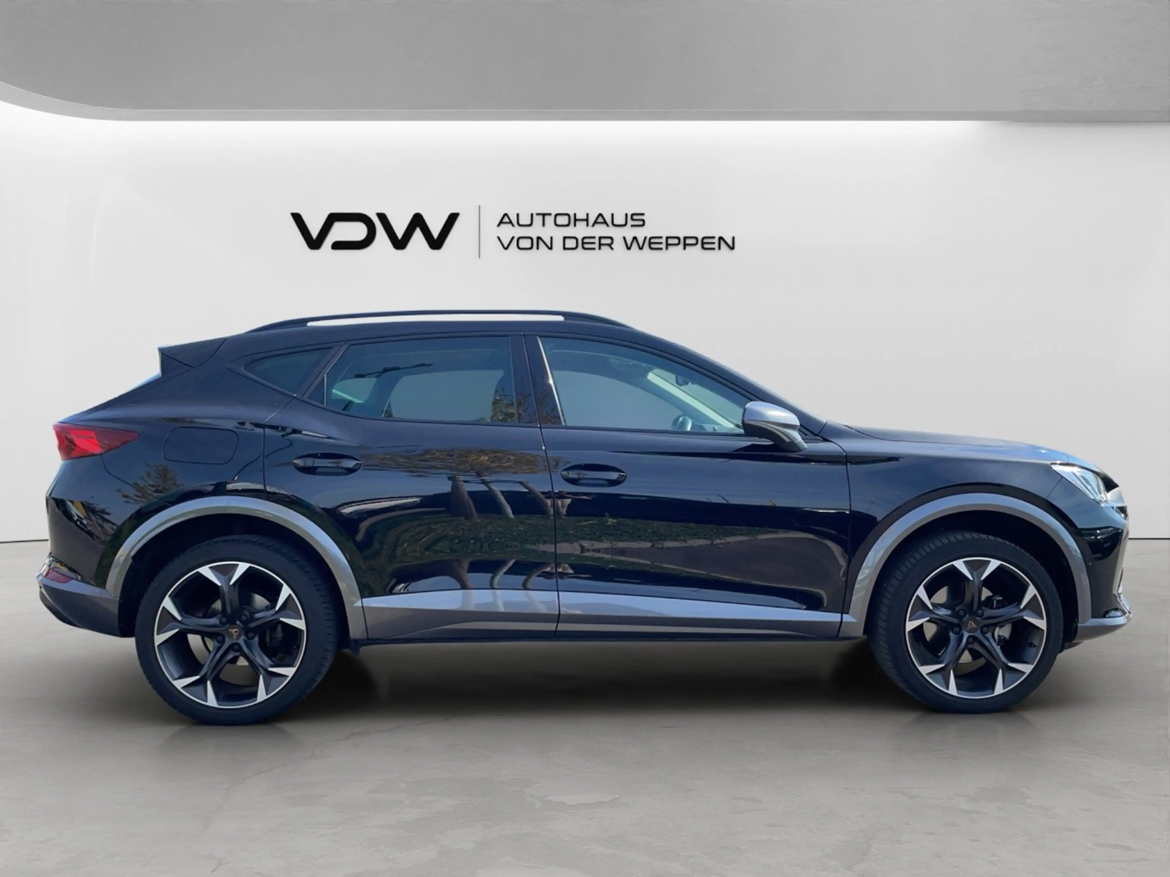 CUPRA Formentor TSI DSG 5JGar Navi AHK Kamera SHZ ACC — photo 8