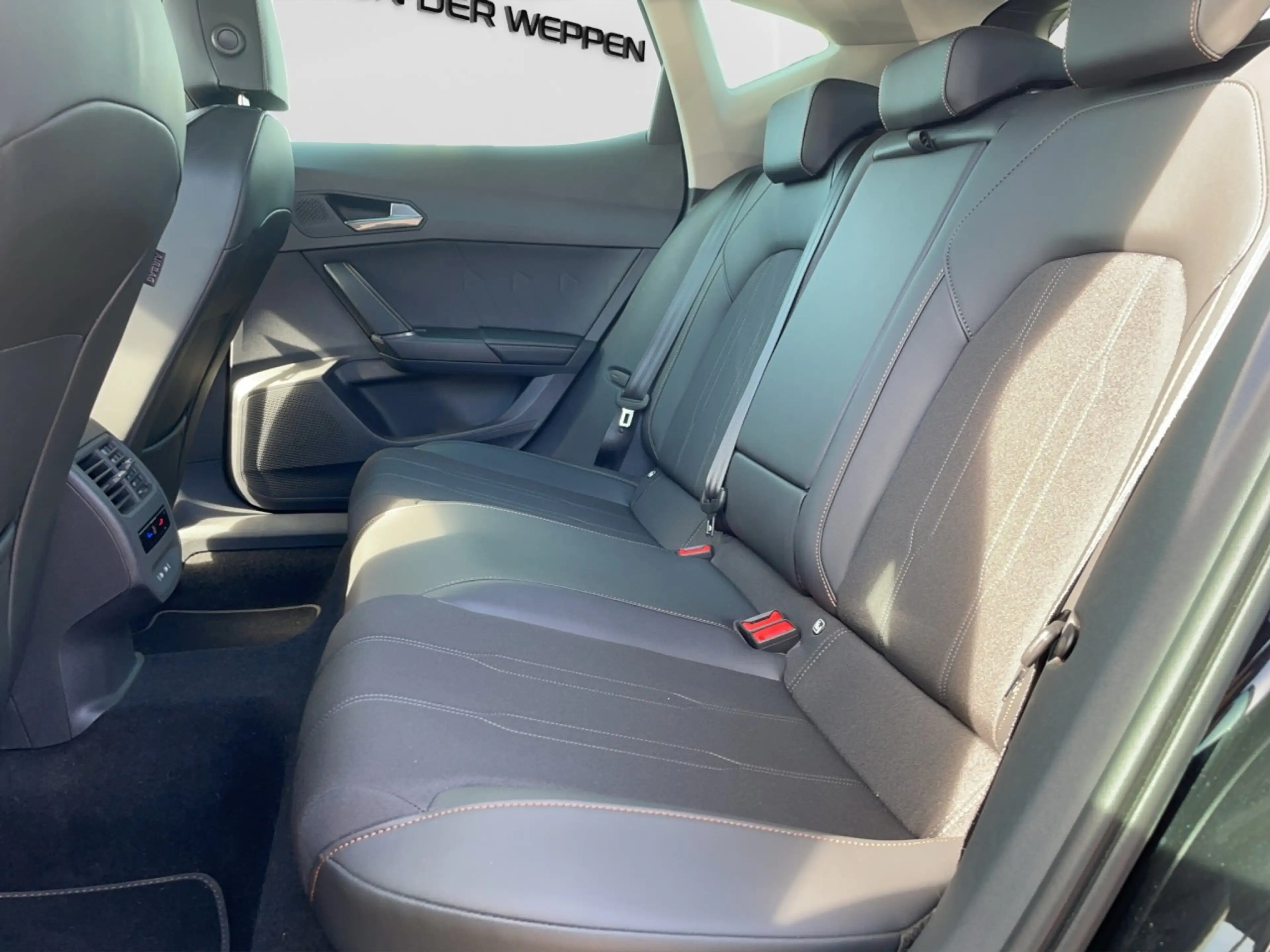 CUPRA Formentor TSI DSG 5JGar Navi AHK Kamera SHZ ACC — photo 15
